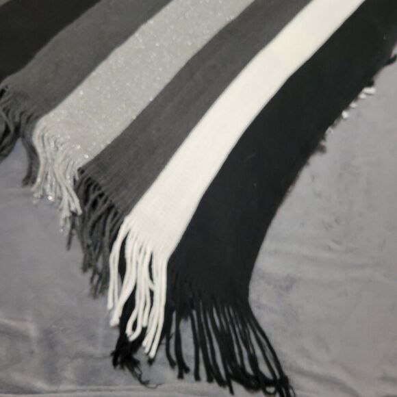 Janice Poncho Womens Medium Black White Striped One Size Shirt Square Fringe Top - Picture 2 of 11